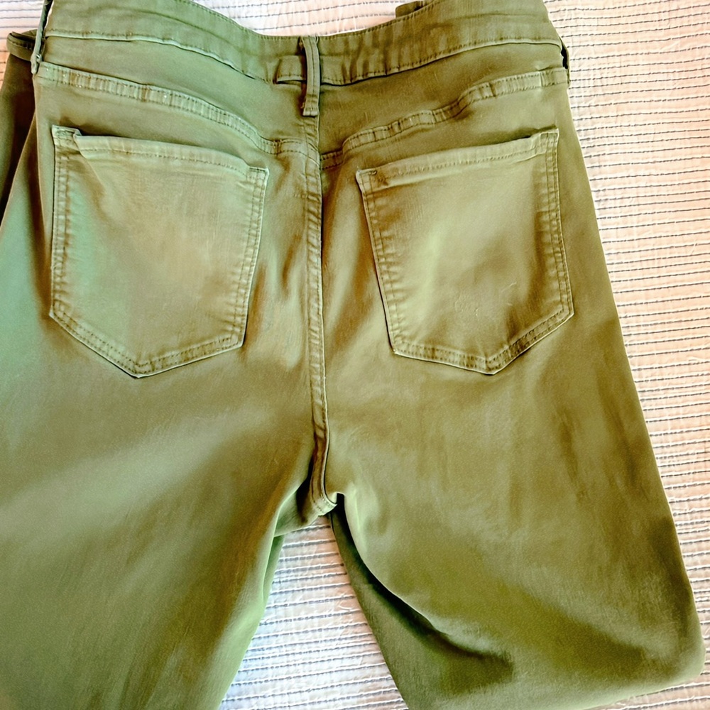 Old Navy Rockstar Olive Utility Skinny Pants - Picture 3 of 4